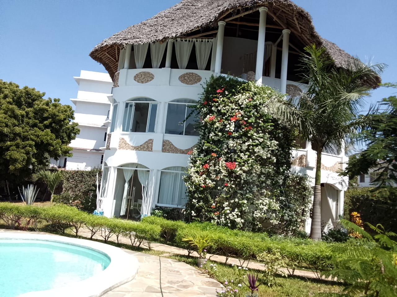 Sunrise Bay Apartment - FOR RENT